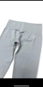 Gymshark Women’s Seamless Leggings Size S in Mint - Image 3